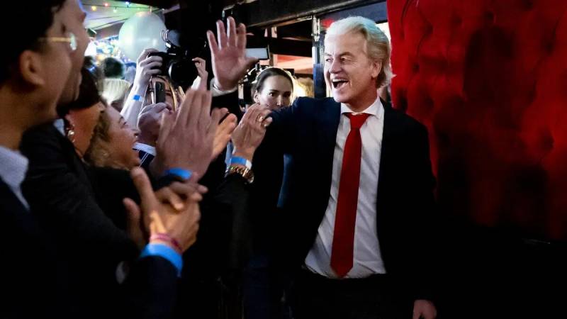 «Мир будет разделен на два лагеря»: какими могут быть контуры нового миропорядка в ближайшие годы геополитика,г,Москва [1405113]