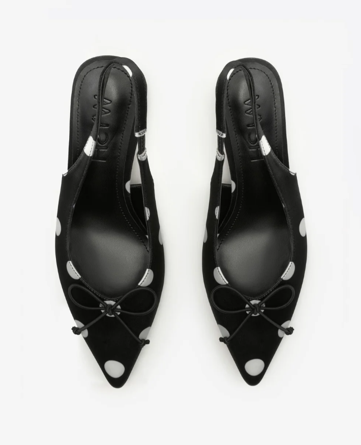 Балетки, лодочки с кружевом и босоножки из нулевых: 7 главных трендов свадебной обуви-2026 туфли, свадебных, модели, будут, смотрится, балетки, более, образ, Особенно, очень, платформе, обувь, модель, может, вариант, коллекции, который, главных, объемными, квадратным