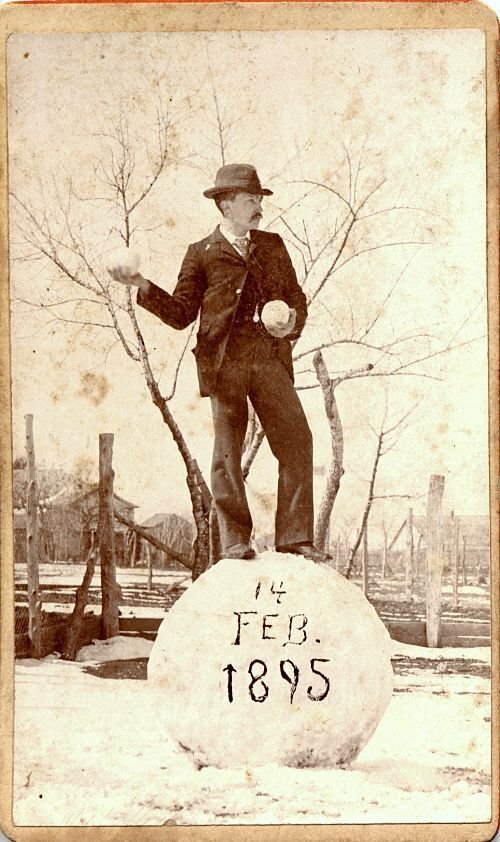 «Сфотай, типа я снеговик». Подарок любимой на День Св. Валентина. Лондон. 1895 г. интересно, история, фото