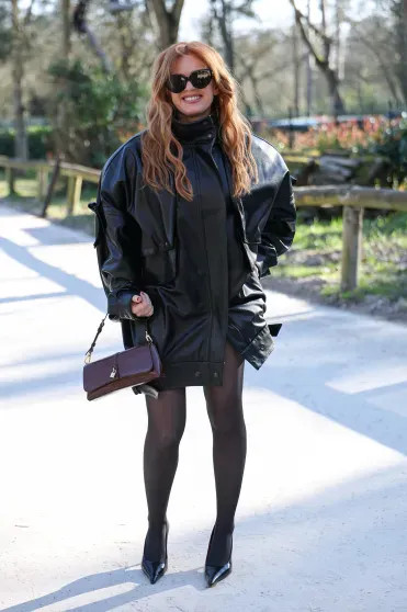 Вера Брежнева, Наталья Водянова и Анна Винтур на показе Stella McCartney в Париже aurore marechal, saint laurent, stella maccartney, айла фишер, анна винтур, вера брежнева, наталья водянова, рената литвинова