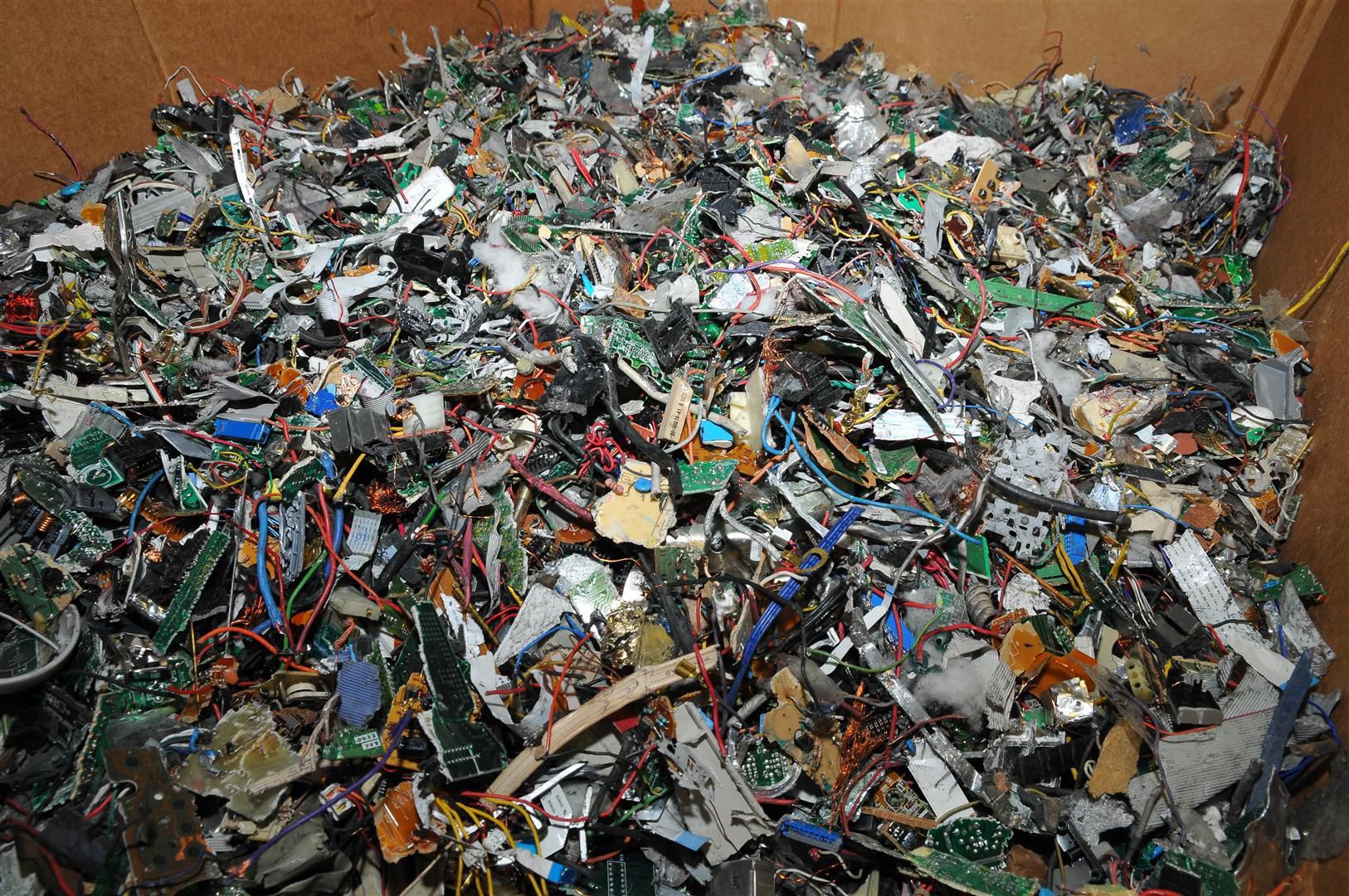 Электронный мусор – источник драгметаллов