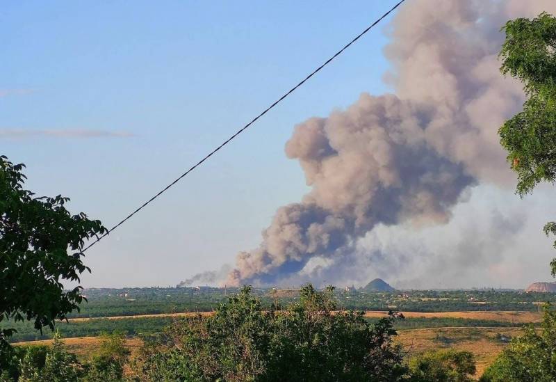 Союзные силы пытаются замкнуть Лисичанский котел, а ВСУ наносят удары по тыловым базам в ЛДНР