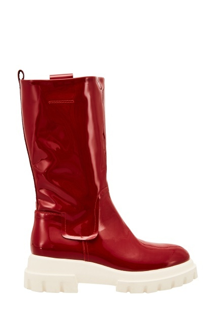 Шагай смело: 27 пар сапог и ботильонов, чтобы наступить хмурой осени на горло новости моды