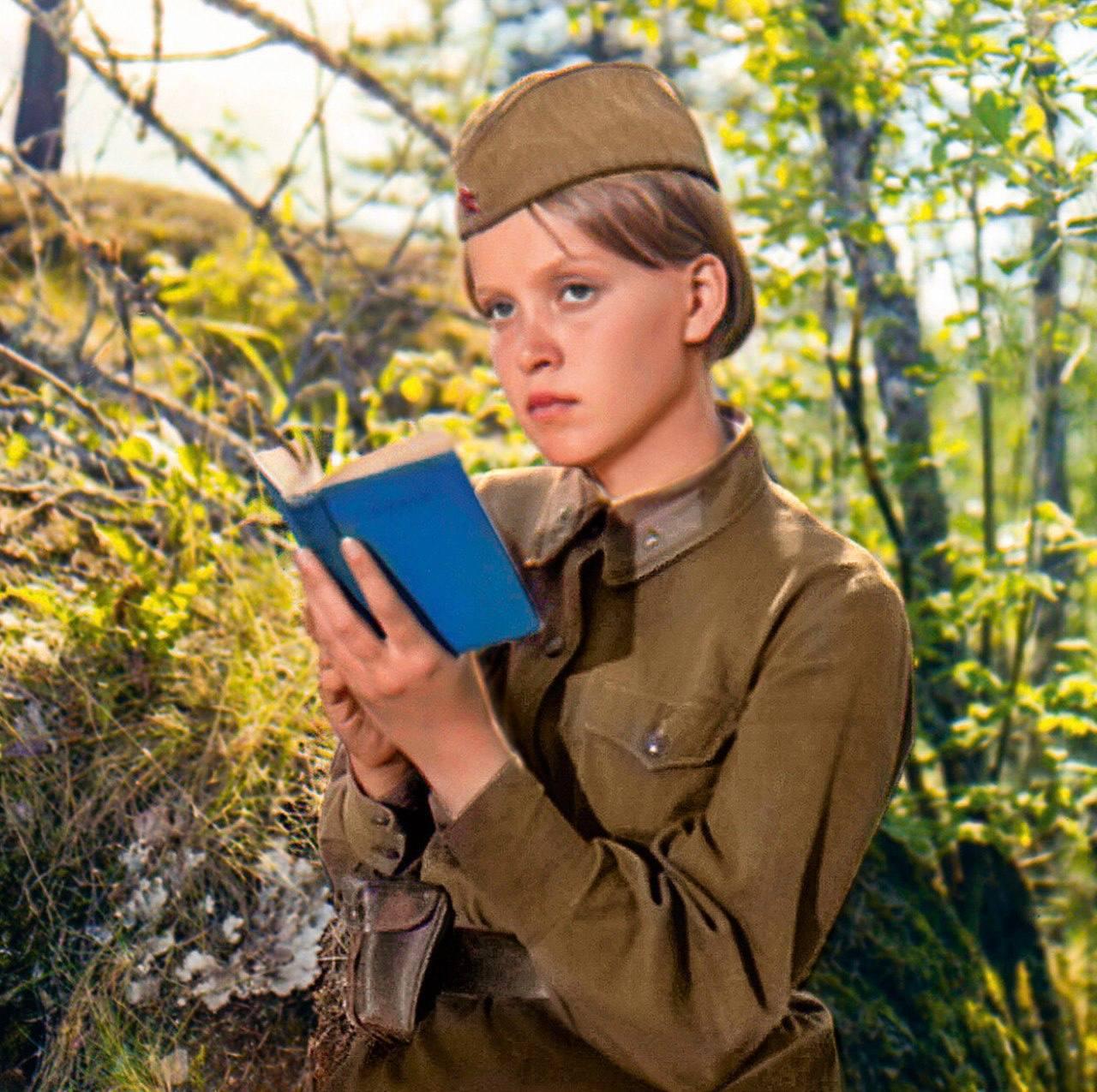 Как выглядит единственная дочь звезды «А зори здесь тихие» Ирины Шевчук Шевчук, актриса, Александра, АфанасьеваШевчук, жизни, снова, девушка, помочь, Ирина, после, очень, дочери, продюсером, Всеволода, смогла, Александру, тобой, поступила, АфанасьевуШевчук, когда