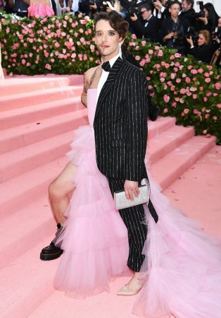 15 самых нелепых нарядов на Мет Гала 2019 met gala 2019,знаменитости,интересное,мода