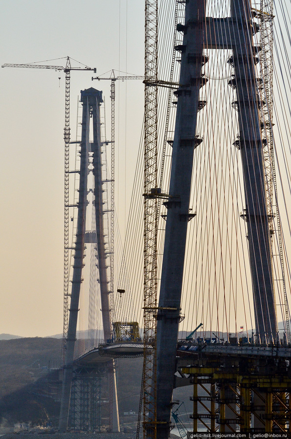 9122 Мост на остров Русский во Владивостоке (Апрель 2012)