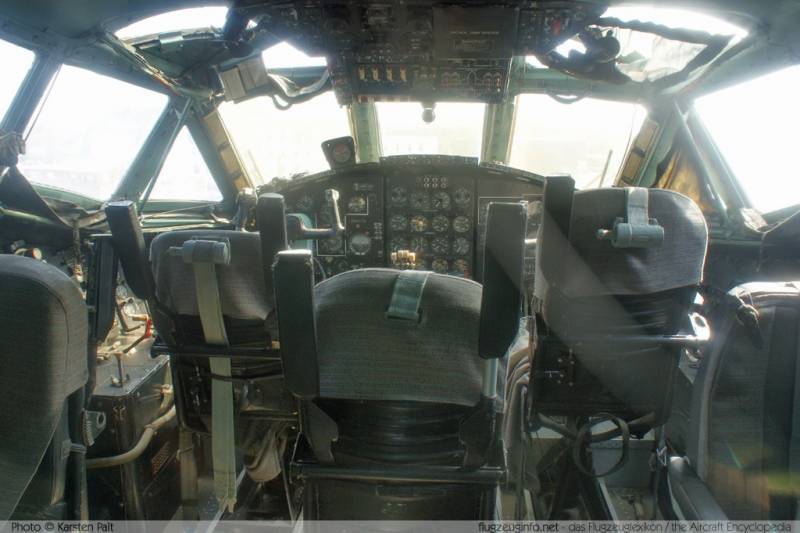 Ан-22: «Летающий собор» Страны Советов. Часть 8. 556-й ВТАП и «Попугай» Ан-22: «Летающий собор» Страны Советов. Часть 8. 556-й ВТАП и «Попугай» ввс