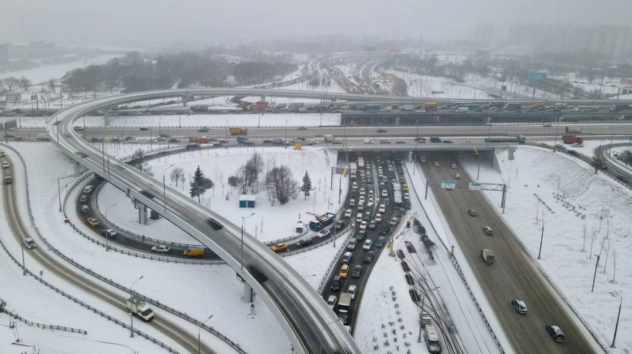 Сразу шесть автомобилей столкнулись в новой Москве Происшествия