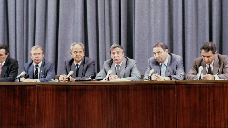 Второй эшелон ГКЧП: они сражались за родину?