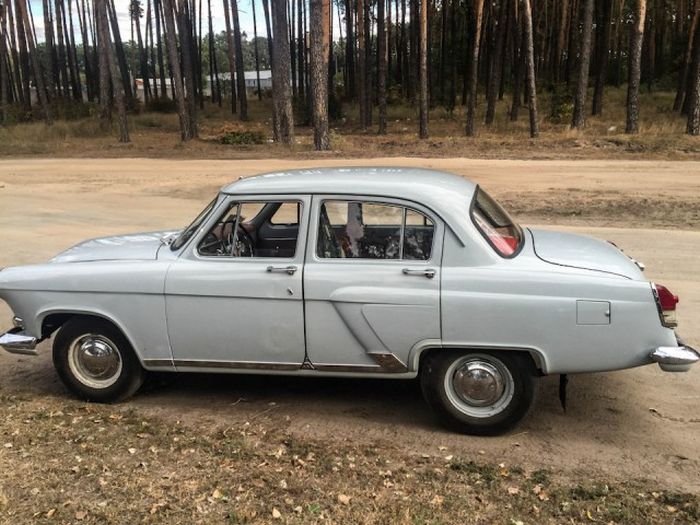 Прекрасно сохранившаяся ГАЗ-21 «Волга» 1962 года выпуска (20 фото)