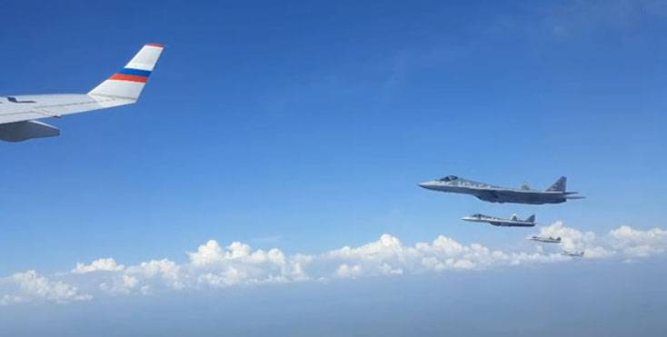 Лётчики-испытатели уклончиво ответили президенту на вопрос "нравится ли Су-57"