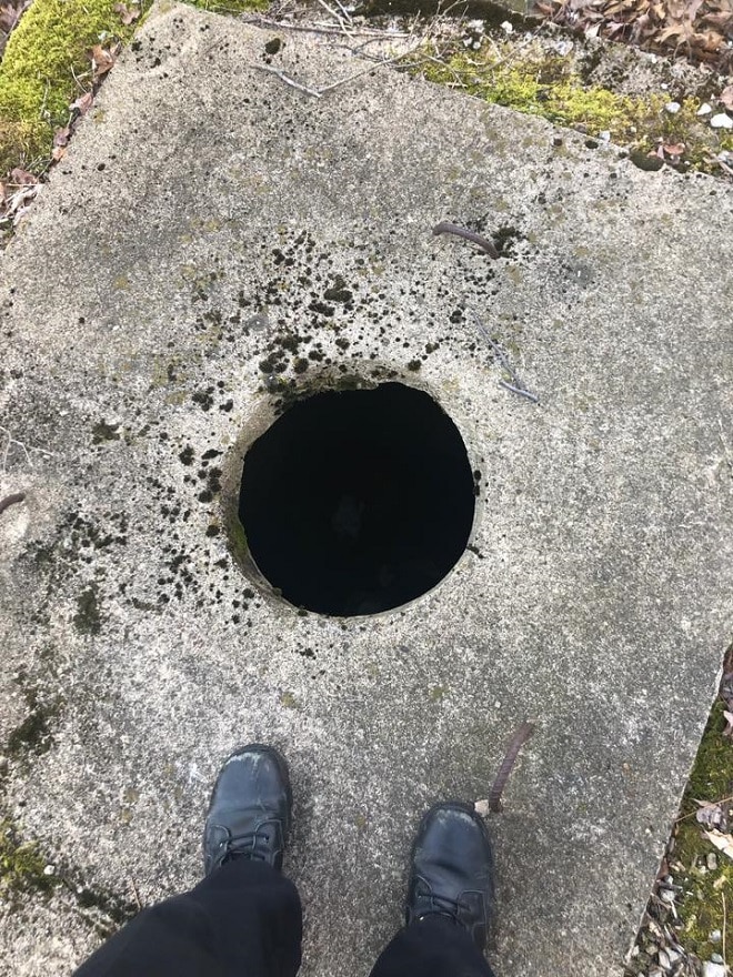 Большая дыра