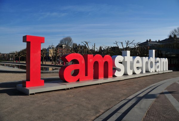 i_amsterdam_by_plusultradesign