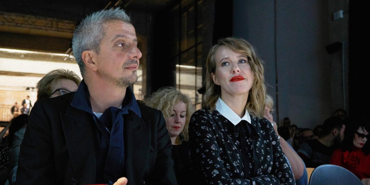 Оставившую мужа с ребенком Собчак засняли отдыхающей с Богомоловым в Европе