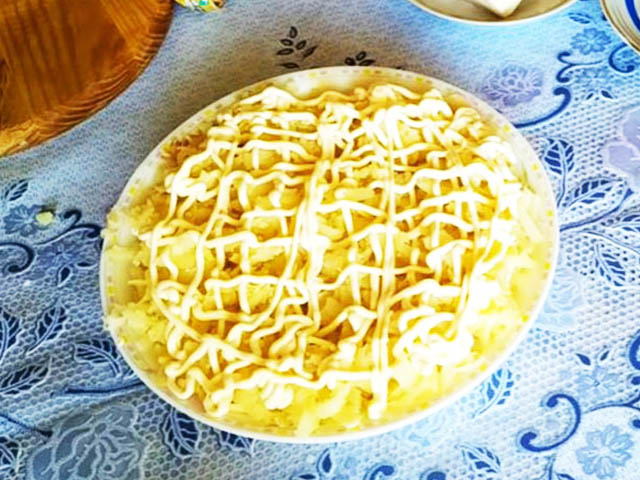 Салаты на 8 Марта – шесть вкусных рецептов Салаты на 8 Марта – шесть вкусных рецептов