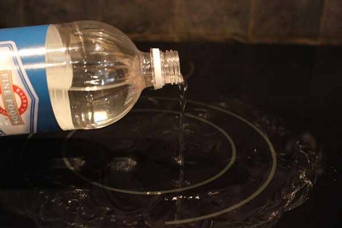 Как эффективно очистить электрическую варочную панель: очень оригинальный лайфхак Как эффективно очистить электрическую варочную панель: очень оригинальный лайфхак варочная панель