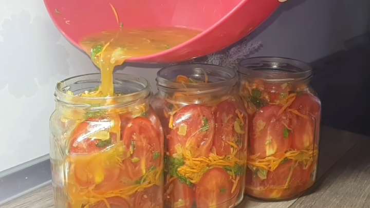 Семья просит заготовить каждый год. Вкуснейшие помидоры по-корейски заготовки,Закуски