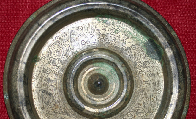 Неизвестные науке артефакты из Сибири: на посуде нашли индийский орнамент
