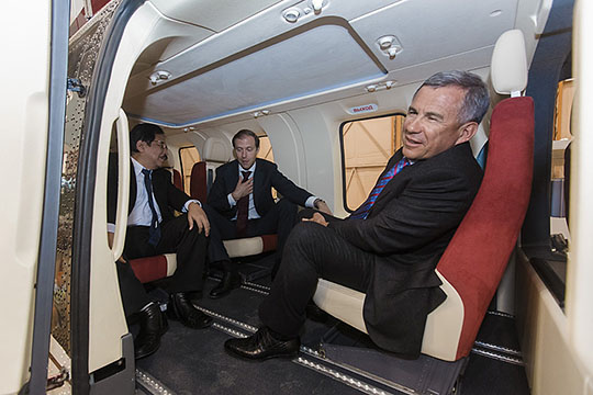 Казанский вертолетный завод готовит VIP-вертолет, который продолжит линейку лимузинов Aurus Казанский вертолетный завод готовит VIP-вертолет, который продолжит линейку лимузинов Aurus Авиация