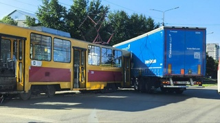 ДТП с трамваем и грузовиком / Фото: 