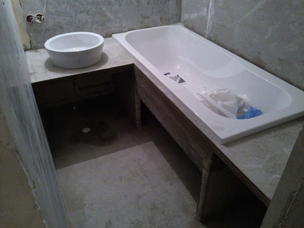 Он превратил крошечную ванную комнату 1,57х2,09м. в комфортное и функциональное помещение!