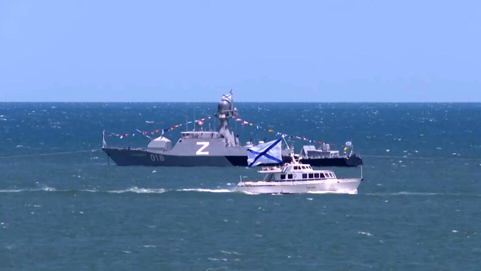 Состоялась генеральная репетиция парада Каспийской флотилии ВМФ России