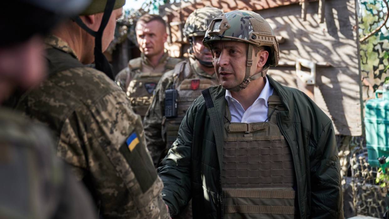 Экс-депутат Рады Олейник считает, что Украина готовится к возобновлению боев в Донбассе