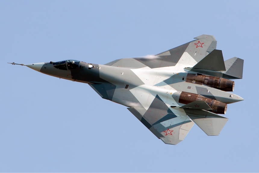 Летчик Попов объяснил, как США проиграли воздушную гонку из-за Су-57