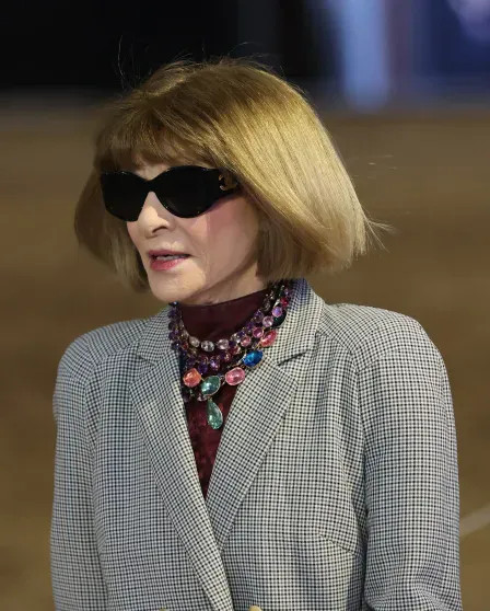 Вера Брежнева, Наталья Водянова и Анна Винтур на показе Stella McCartney в Париже aurore marechal, saint laurent, stella maccartney, айла фишер, анна винтур, вера брежнева, наталья водянова, рената литвинова