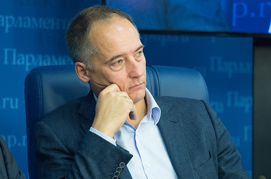 КОНСТАНТИН БАБКИН. ФОТО: ИГОРЬ САМОХВАЛОВ / «ПАРЛАМЕНТСКАЯ ГАЗЕТА»