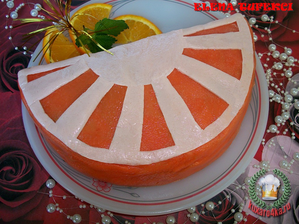 Украшаем торт дольками апельсина