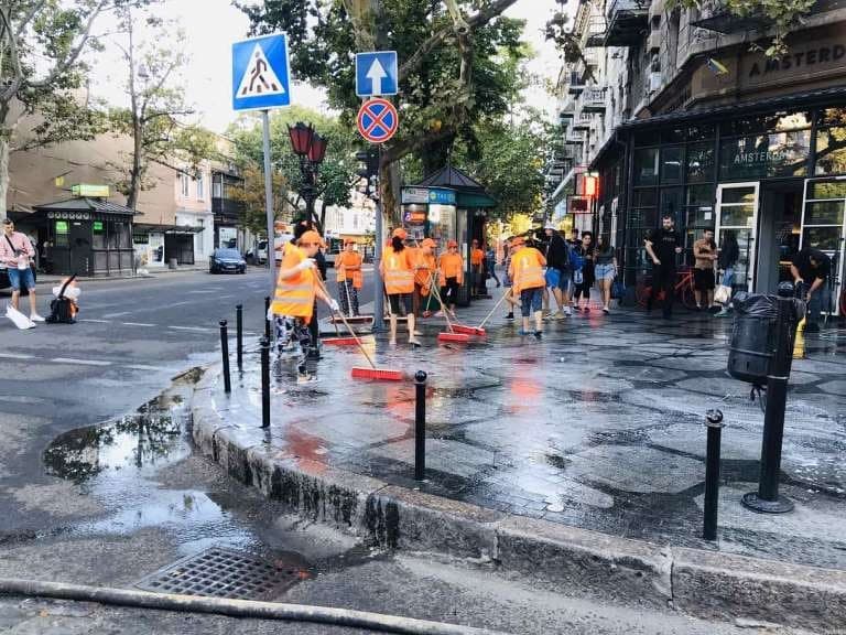 Пальба из резиновых утят — спойлер Дня независимости в Одессе украина