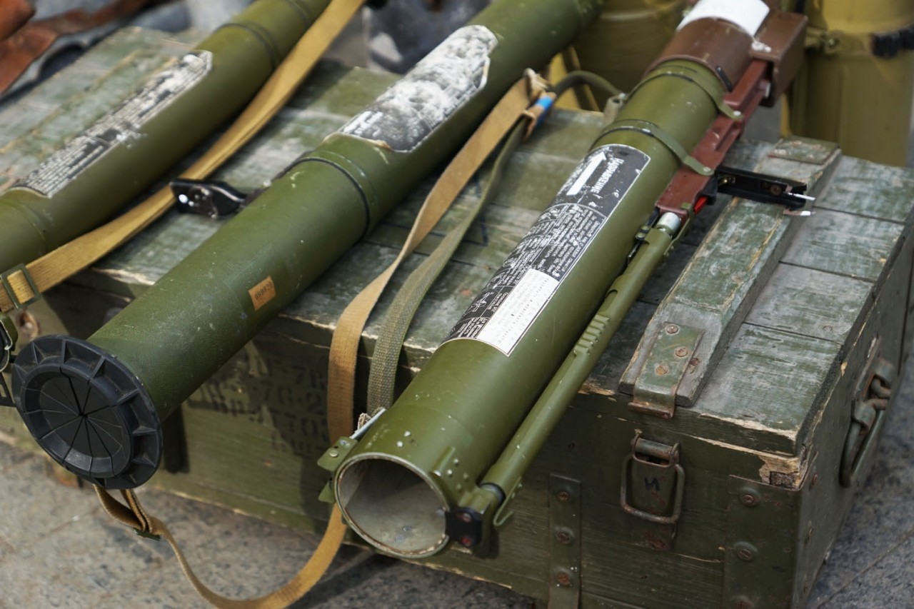 Оружие из АТО сотрясает Украину: три громких инцидента только за один день