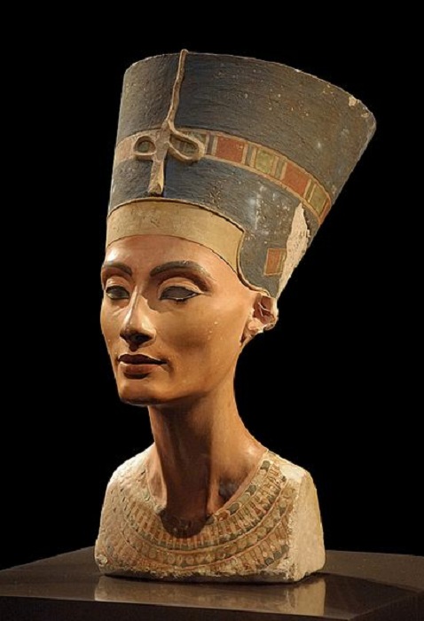 История любви фараона Аменхотепа и царицы Нефертити