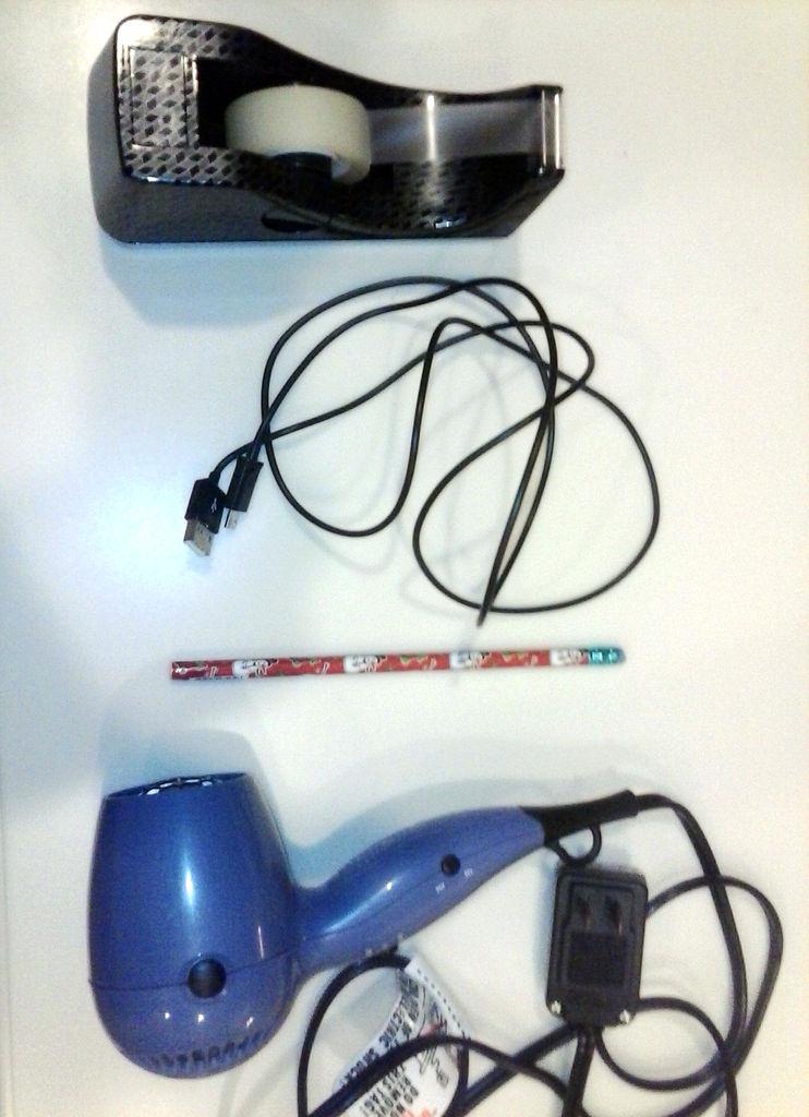 Как скрутить USB-кабель в спираль