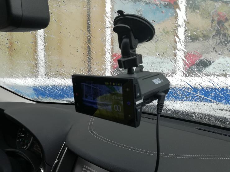 Как популярные радар-детекторы подставляют автовладельцев под штрафы авто и мото