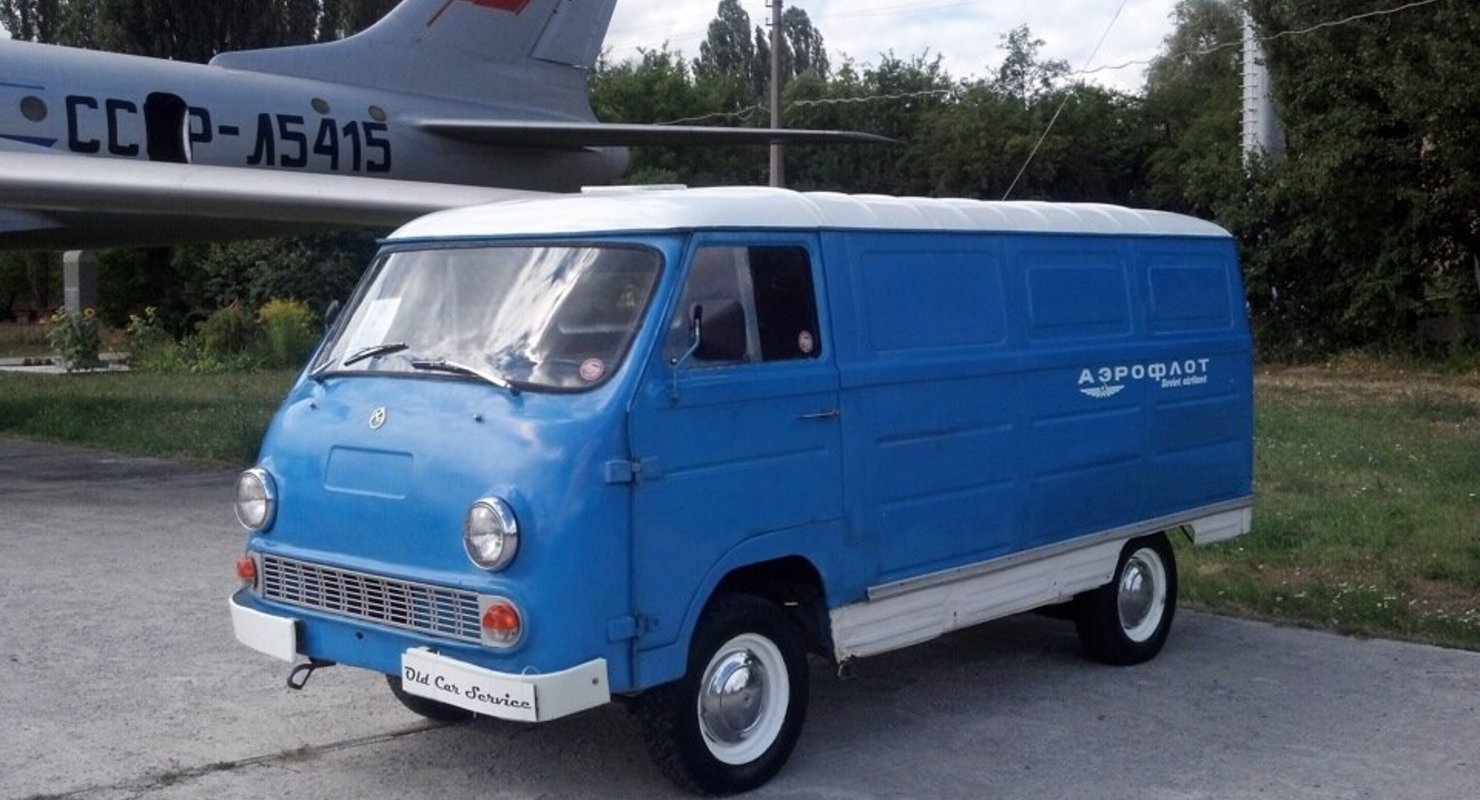 Как сейчас выглядит Ереванский автозавод, где выпускали микроавтобусы, и что на нём производят?