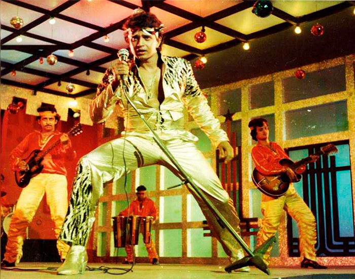 5 фильмов с Митхуном Чакраборти, которые стоит посмотреть каждому 5 фильмов с Митхуном Чакраборти, которые стоит посмотреть каждому Звезды