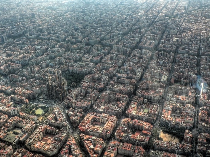 Плотность застройки города одна из самых высоких в Европе.
