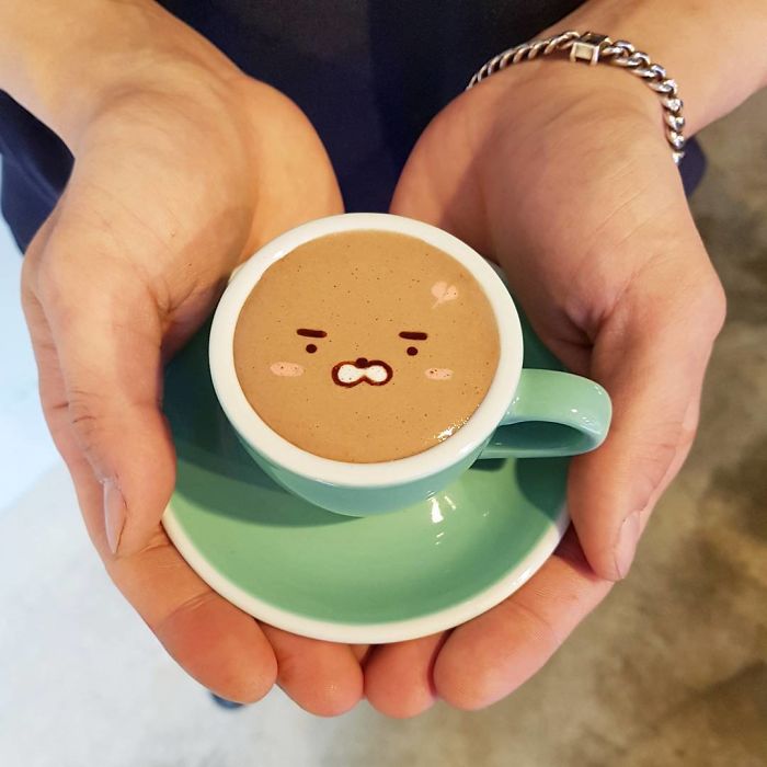 Artistic Barista From Korea Who Draws Art On Coffee.