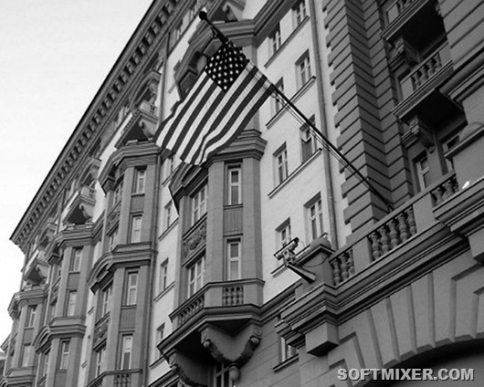 Странные события вокруг посольства США Странные события вокруг посольства США