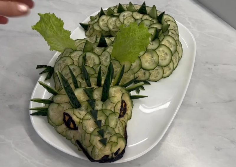 Эффектный салат Зеленый Дракон — главное блюдо новогоднего стола 2024 салаты