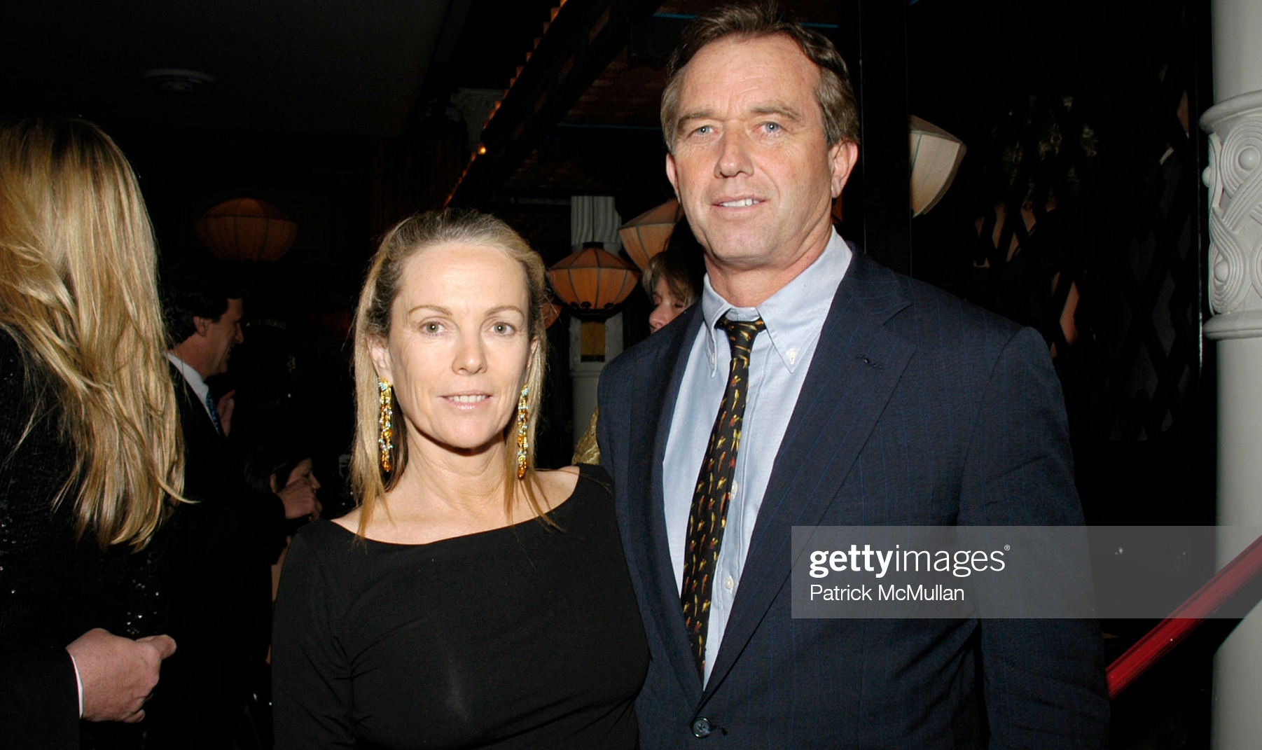 История о том как американская бандитская семья Херст - первых медиамагнатов Америки и родоначальников фейк-ньюз , спровоцировала войну между США и Испанией .Семейка Hearst - война ,бандитизм, ложь и деньги . История о том как американская бандитская семья Херст - первых медиамагнатов Америки и родоначальников фейк-ньюз , спровоцировала войну между США и Испанией .Семейка Hearst - война ,бандитизм, ложь и деньги . геополитика,история