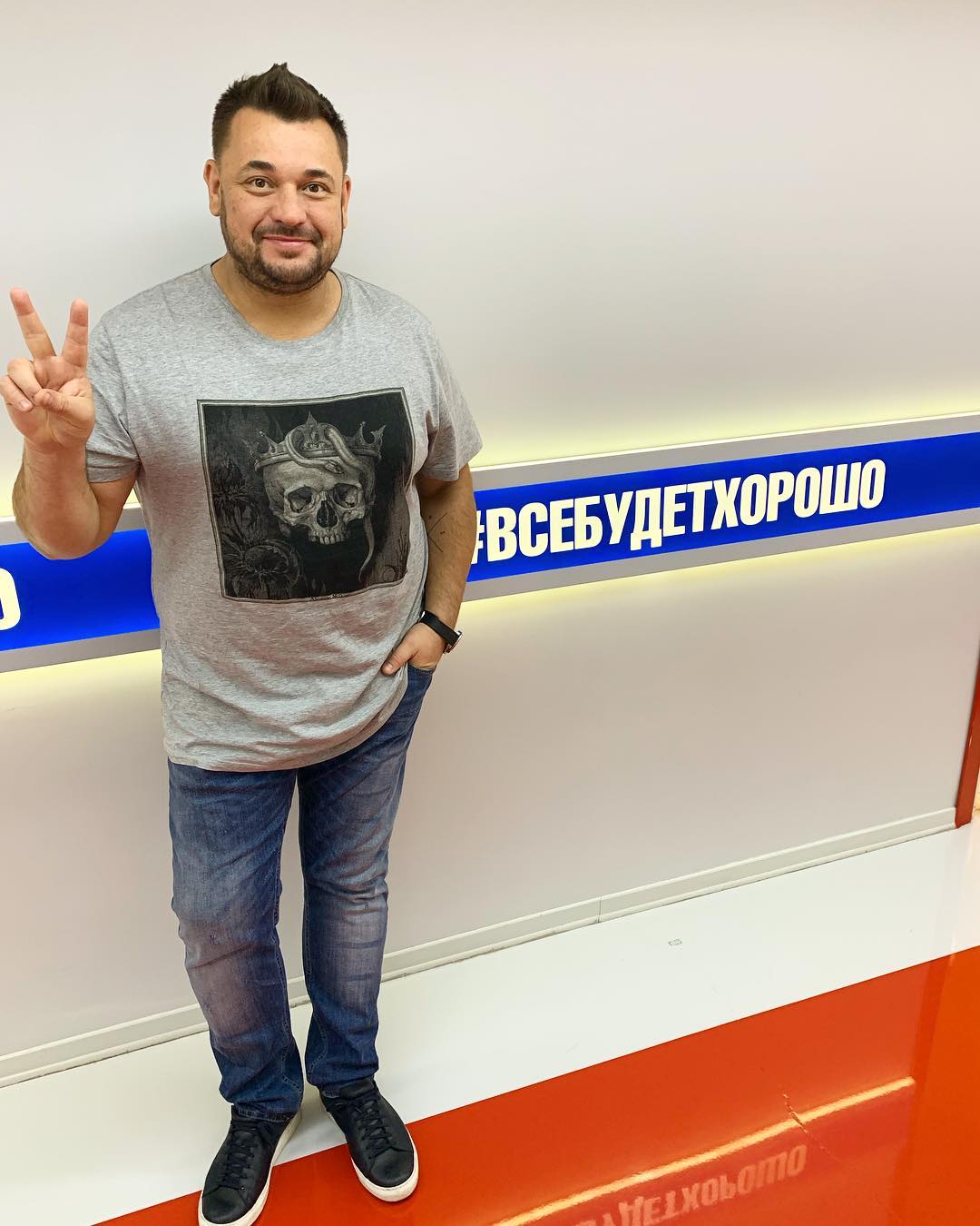 Знаменитые мужчины, которые сильно похудели