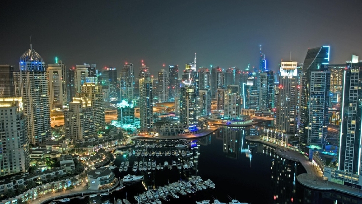 Дубай — город небоскребов и роскошных отелей