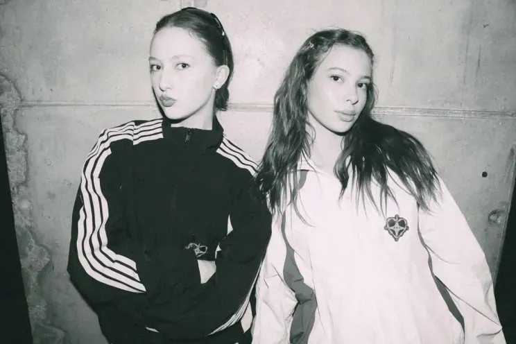 Аглая Тарасова с экс-бойфрендом Антоном Филипенко и его новой девушкой, Ольга Сутулова, Сергей Жуков с женой и дочерью посетили вечеринку в Москве Григорий, Гухман, Филипенко, Аглая, Енакаева, Чехов, Ксения, Игорь, Жуков, Тарасова, Уколова, ИльяшенкоПолина, ЖуковаЛукерья, ВерникНа, Ильевская, Света, ИльевскаяДиана, Москве, московском, прошло