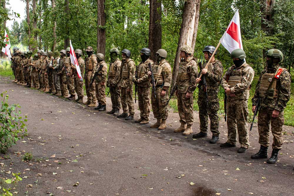 Банда белорусских неонацистов им. Калиновского просит денег геополитика,г,Москва [1405113]