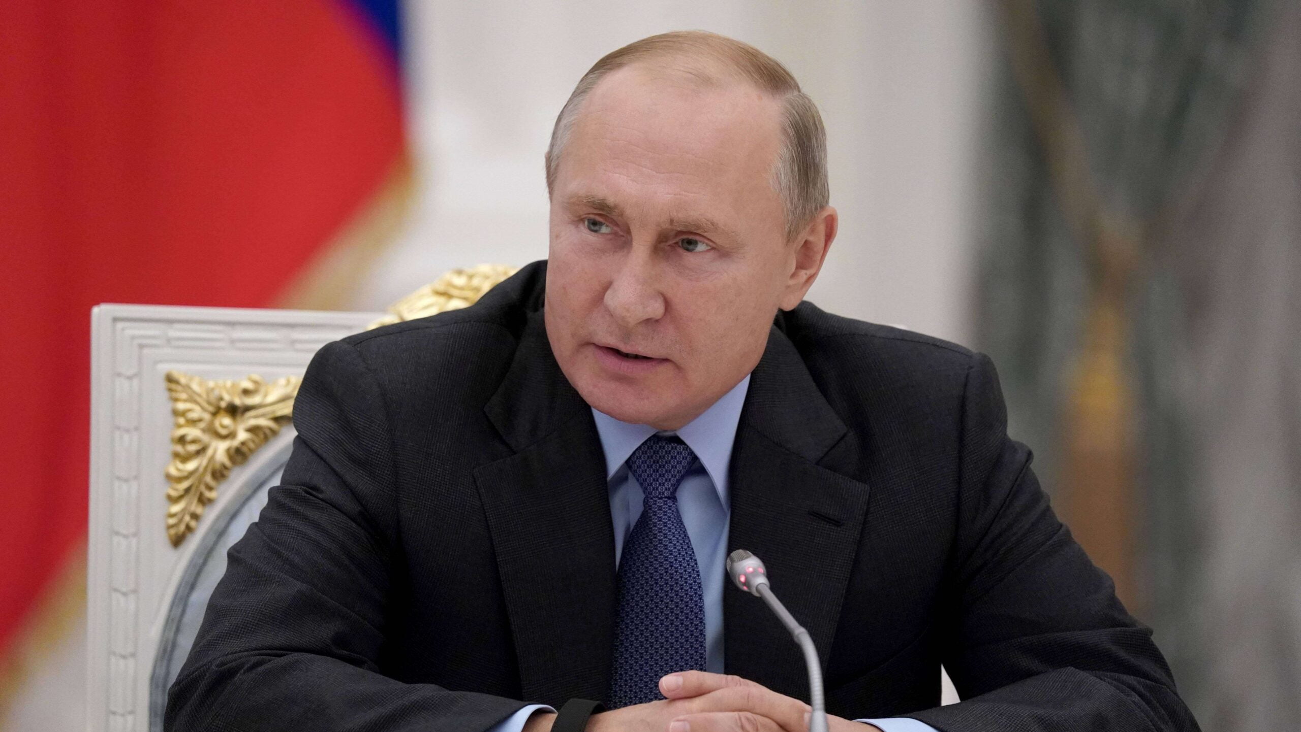 Путин: боеприпасы с обедненным ураном представляют опасность из-за радиационной пыли
