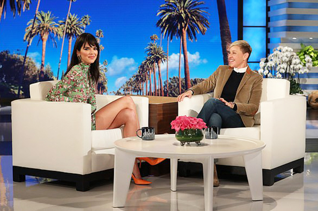 Кендалл Дженнер обсудила личную жизнь и беременность сестры Кайли с Эллен Дедженерес Кендалл Дженнер обсудила личную жизнь и беременность сестры Кайли с Эллен Дедженерес новости