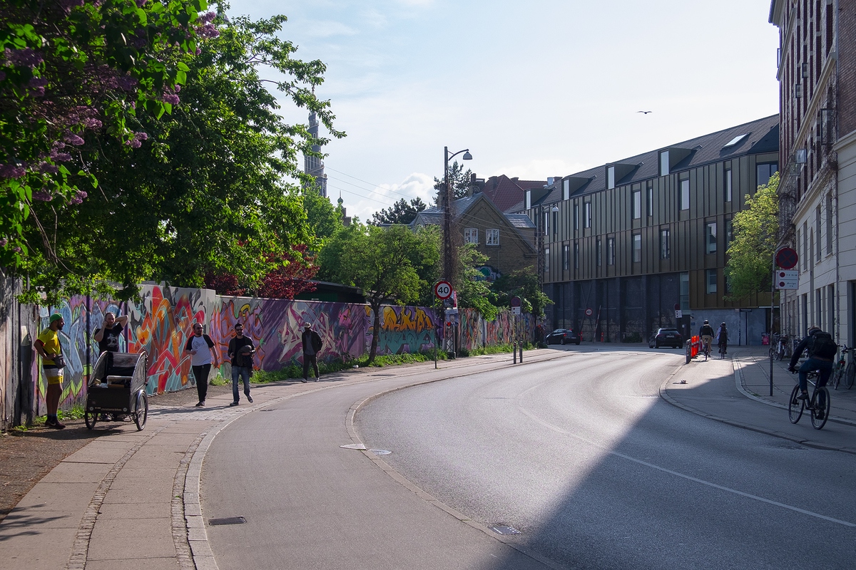 Шпионские фото из непризнанной страны Западной Европы 